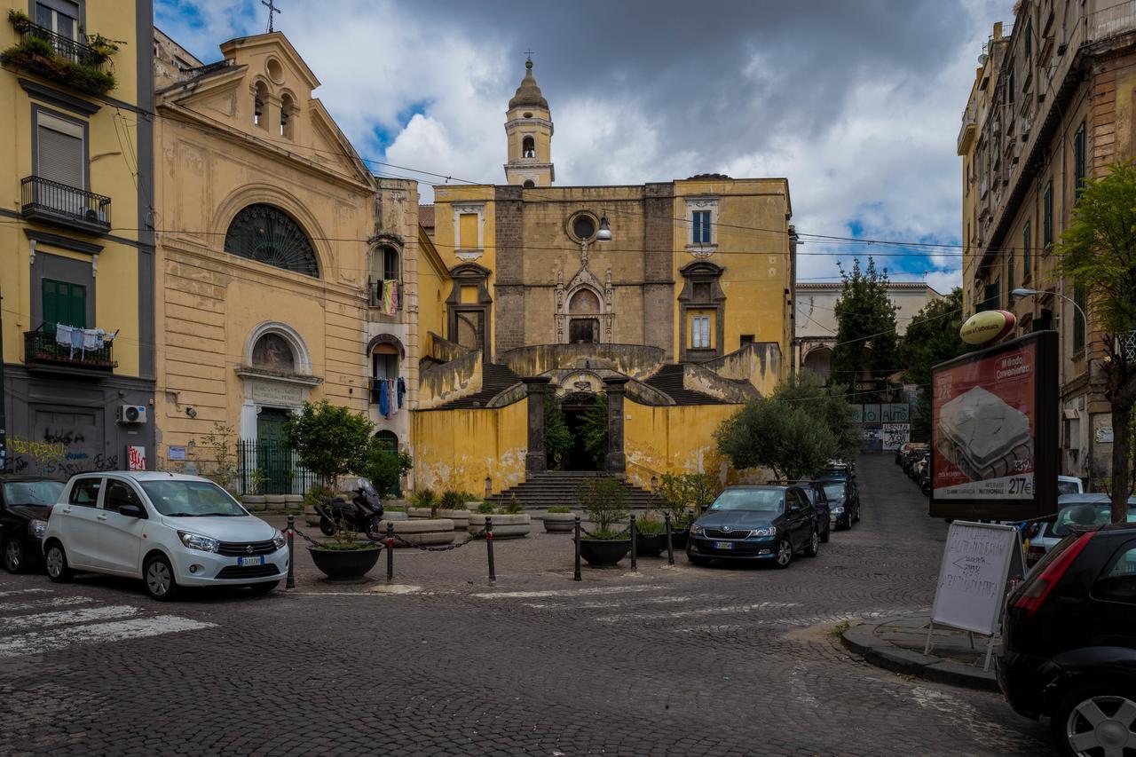 Art Suite Nel Cuore Di Napoli Εξωτερικό φωτογραφία