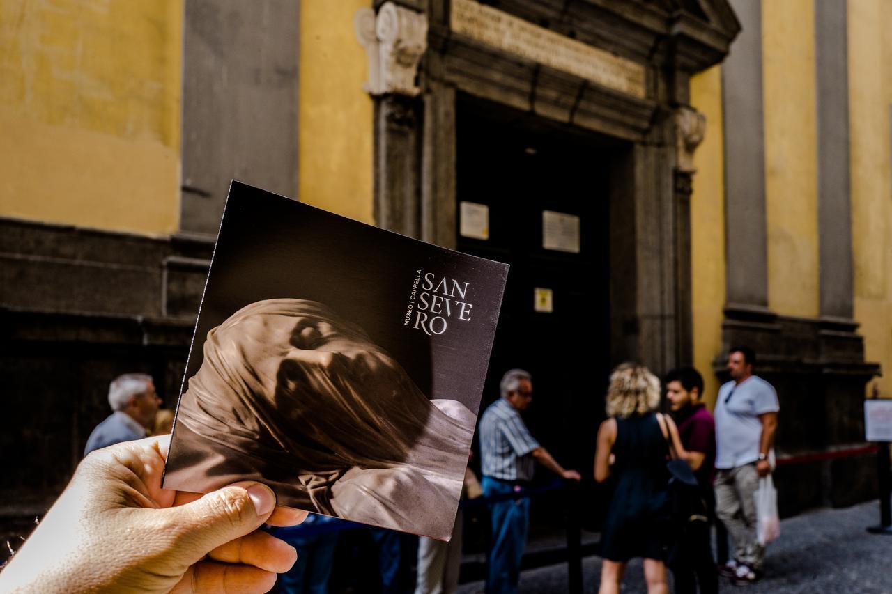 Art Suite Nel Cuore Di Napoli Εξωτερικό φωτογραφία