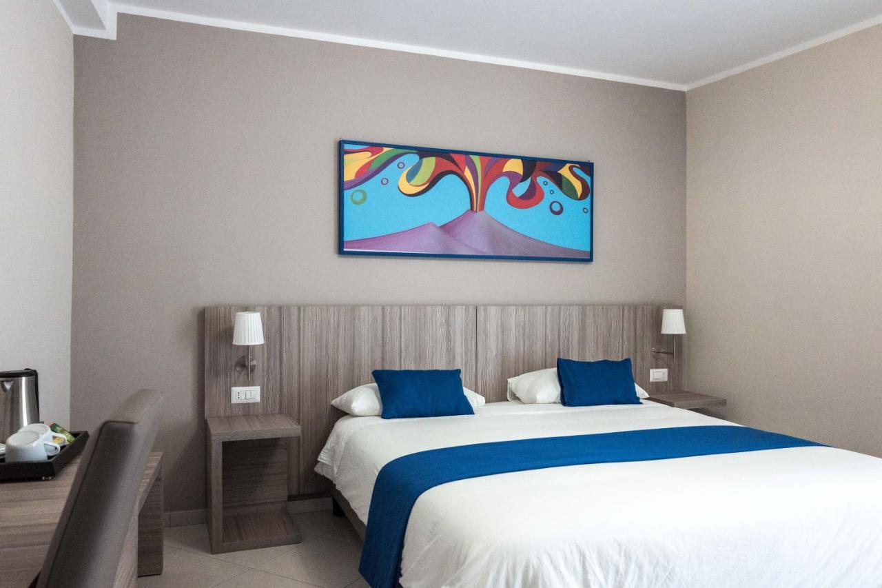 Art Suite Nel Cuore Di Napoli Εξωτερικό φωτογραφία