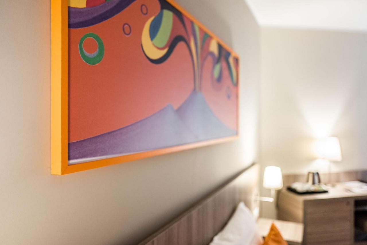 Art Suite Nel Cuore Di Napoli Εξωτερικό φωτογραφία