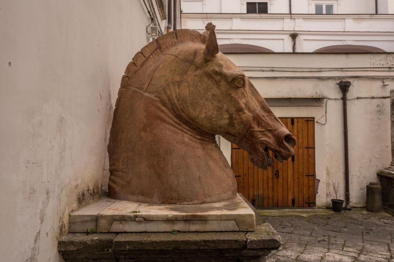 Art Suite Nel Cuore Di Napoli Εξωτερικό φωτογραφία