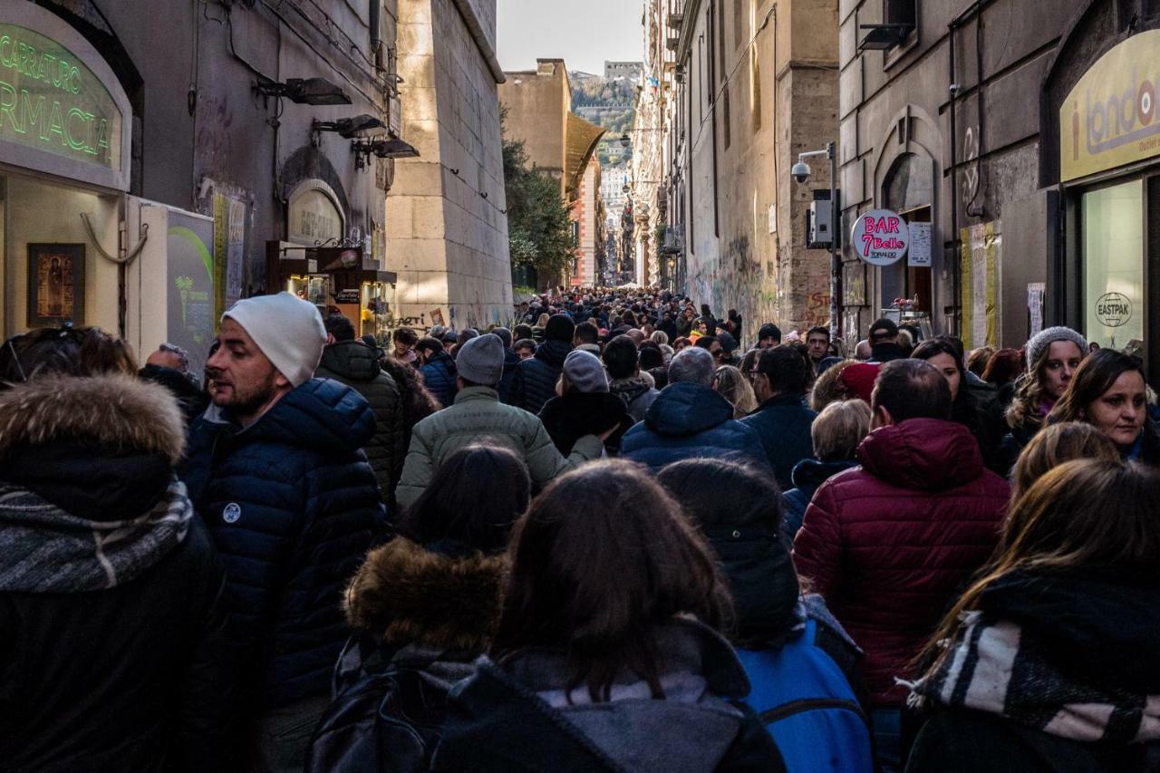 Art Suite Nel Cuore Di Napoli Εξωτερικό φωτογραφία