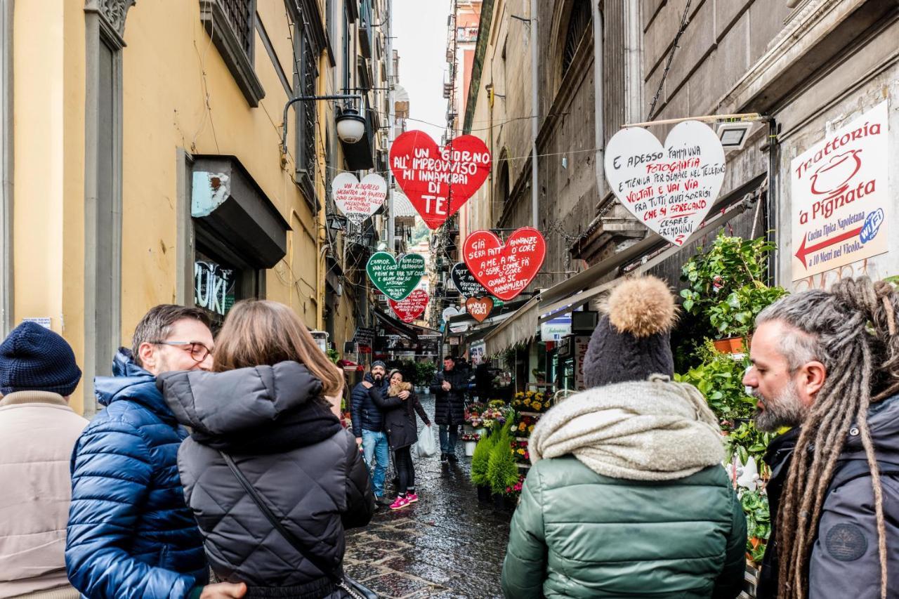 Art Suite Nel Cuore Di Napoli Εξωτερικό φωτογραφία